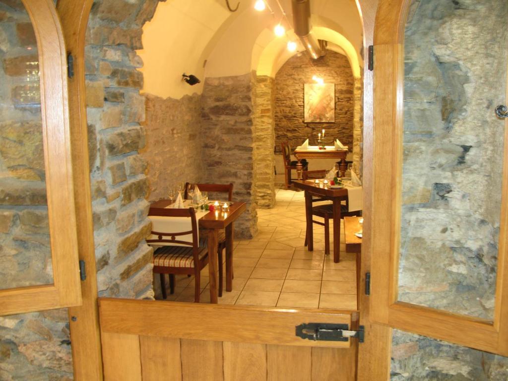 Hotel Gast Und Weinhof Beim Schneemann Valwig Zewnętrze zdjęcie